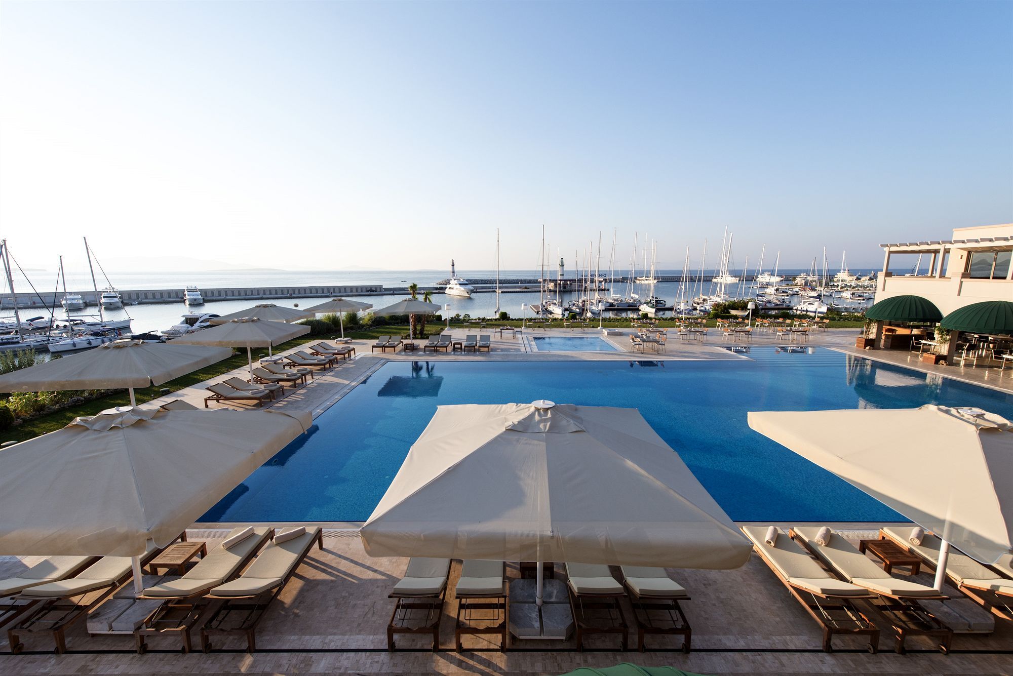 Yacht Club Hotel Didim Exterior photo