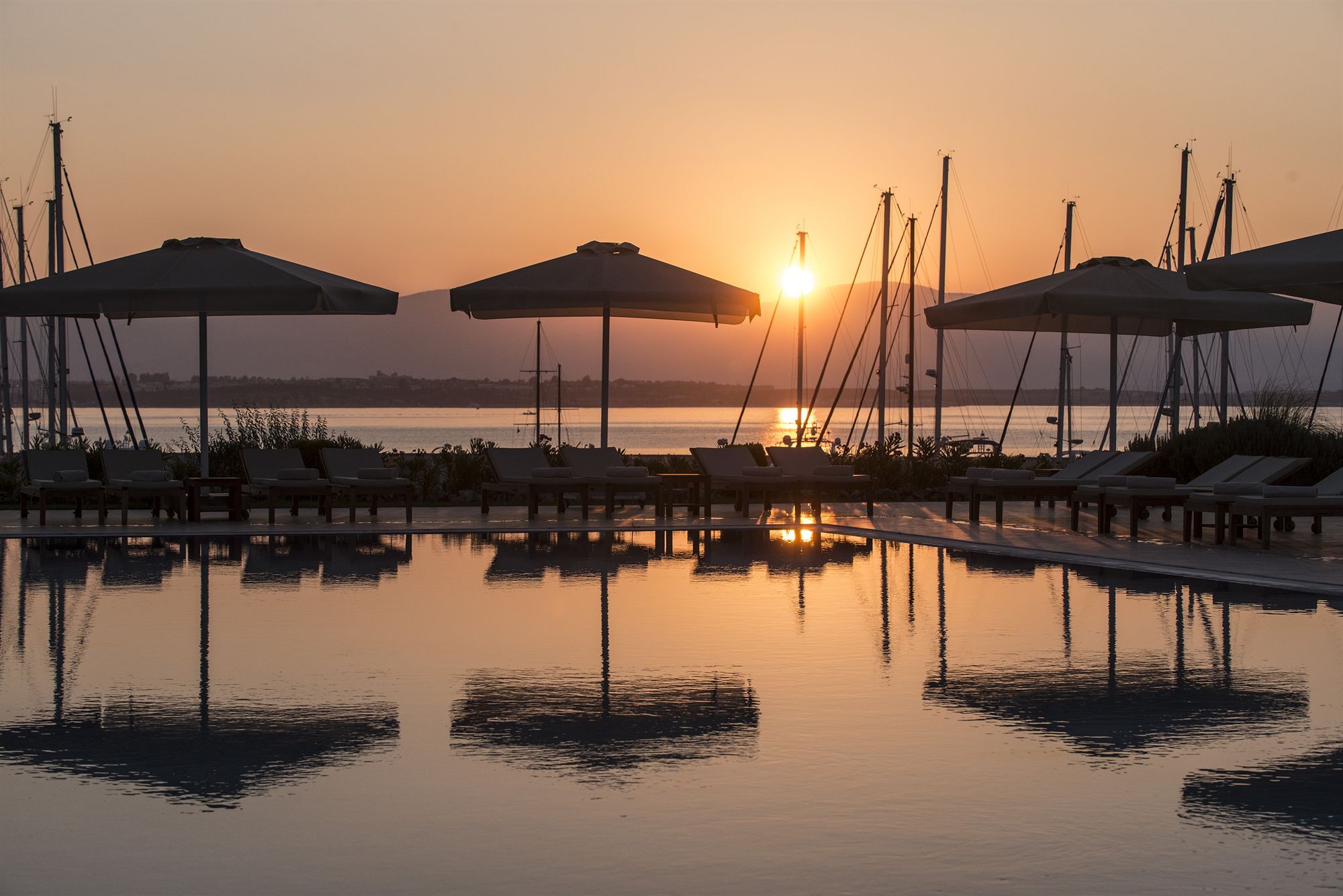Yacht Club Hotel Didim Exterior photo